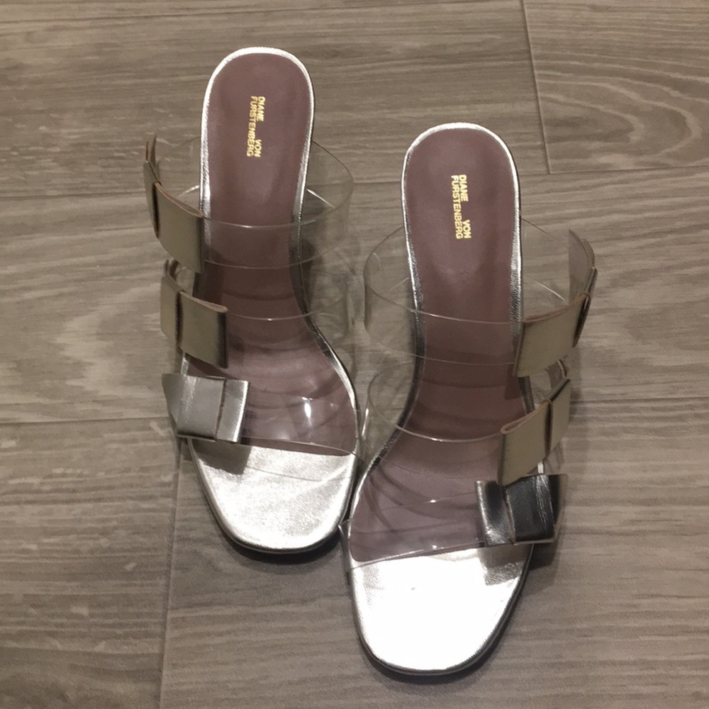 LMT: Diane Von Furstenberg Amari Metallic Leather Sandal (see updated photos) - Picture 3 of 15